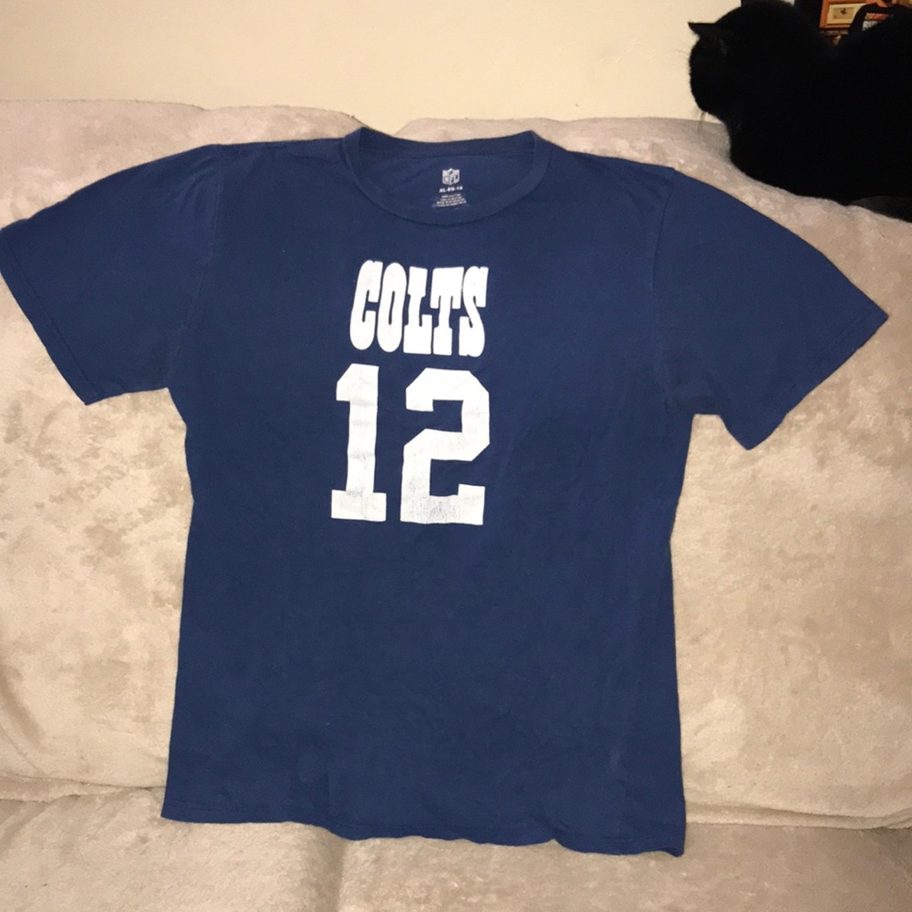 NFL XL blue and white Colts 12 Luck short sleeved shirt 💕